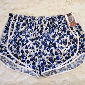 NWT Calvin Klein Active Short